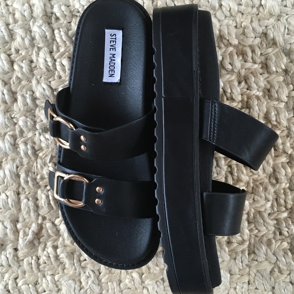 NWOT Steve Madden Black Slide Sandals with Gold Buckles - Picture 2 of 3